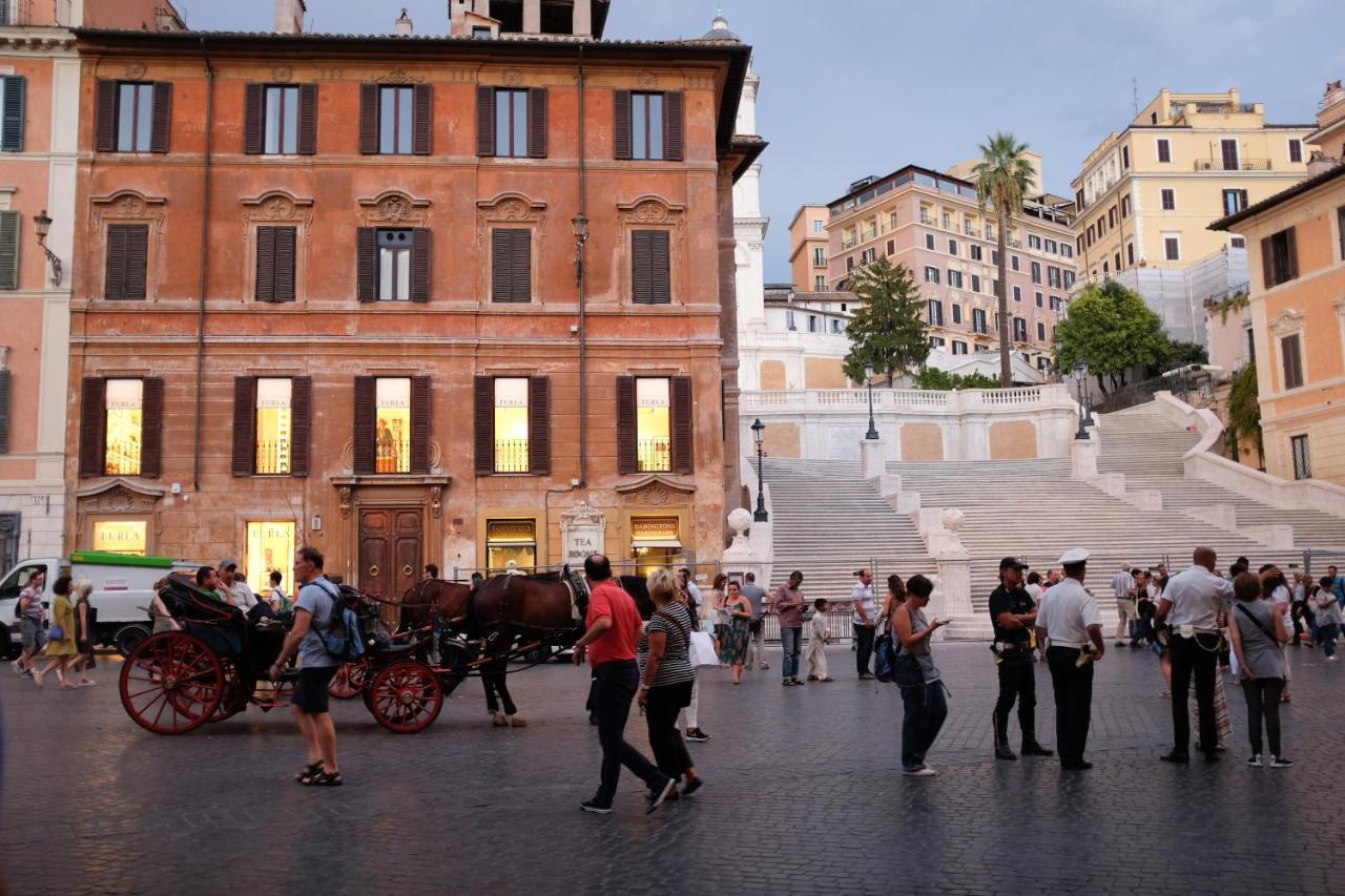 Apartmán Joivy Trevi Fountain'S Relais Řím Exteriér fotografie